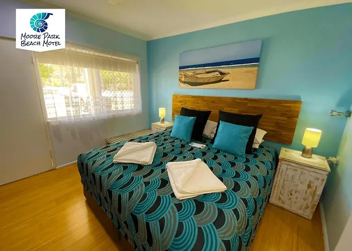 Moore Park Beach Inn